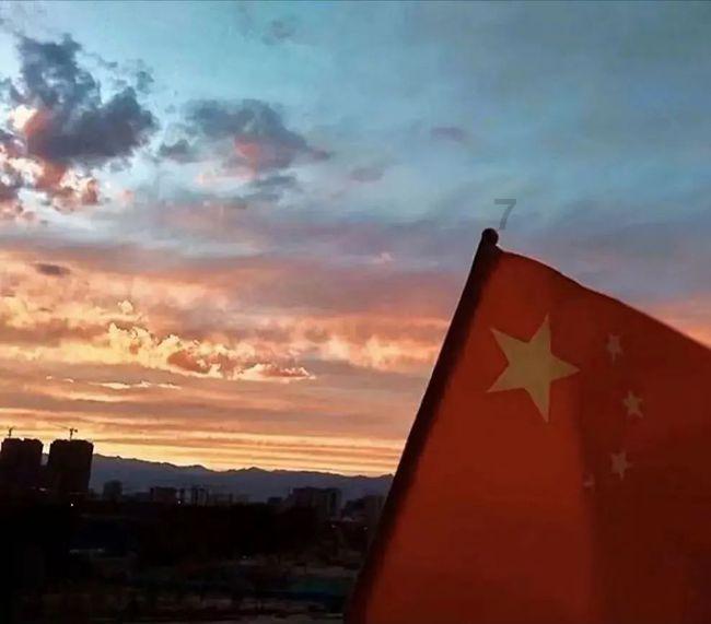 时尚男孩救援